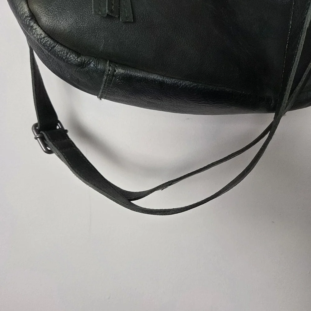 Vilenca Holland‎ Green Leather Hobo Bag Tassle Crossbody Purse
